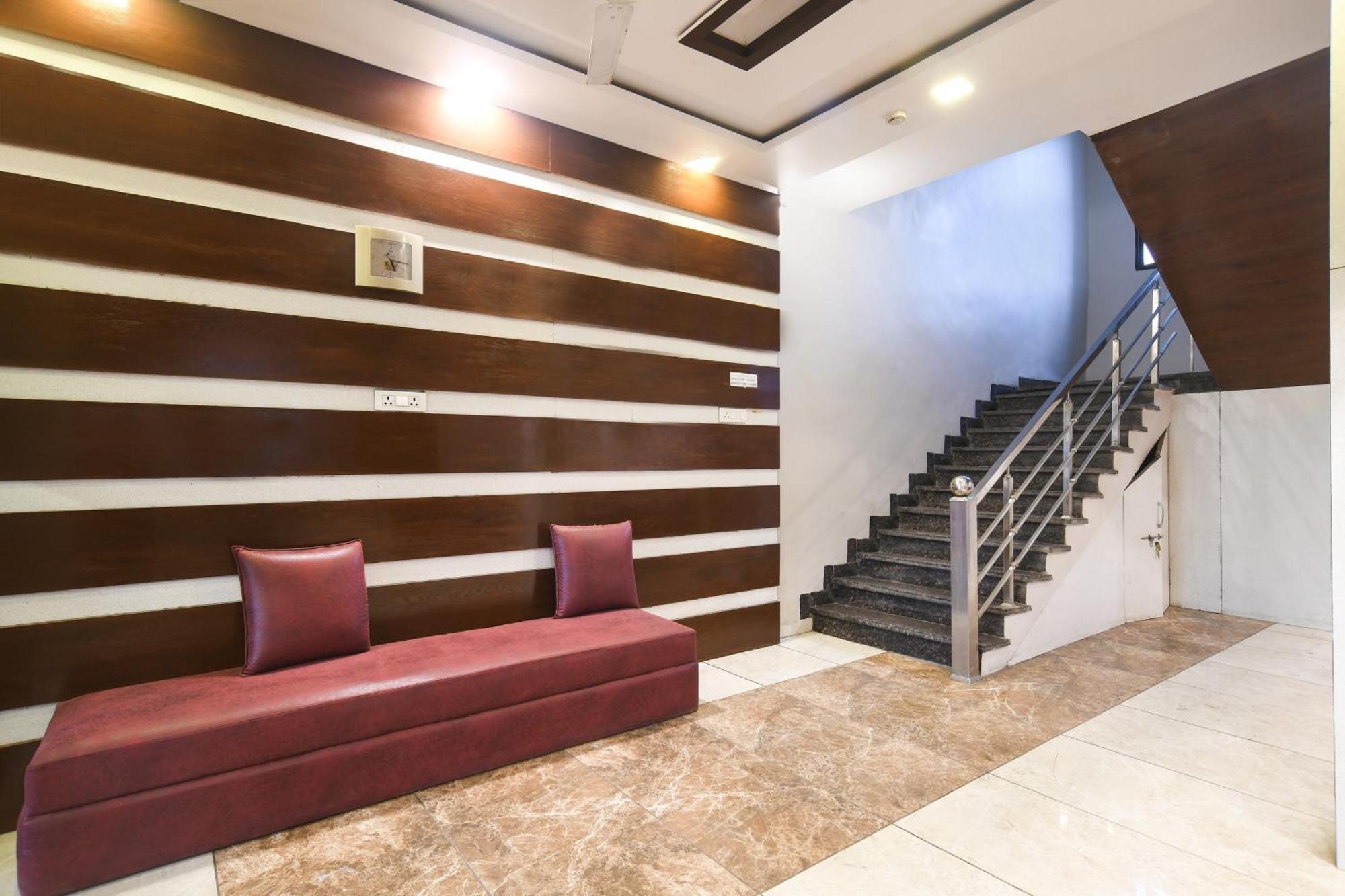 Townhouse Prime Stay Indore Eksteriør bilde